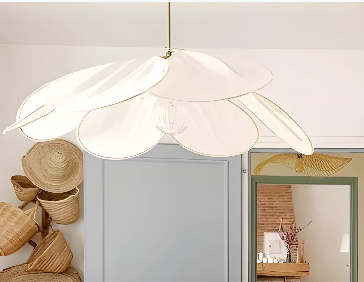 EtherealBloom Light – Modern Fabric Flower Pendant Light
