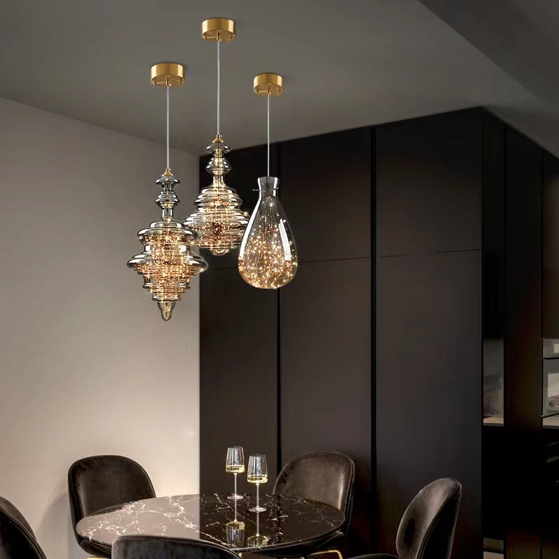 Luxuriöse Glas-Pendelleuchte mit LED-Lichterketten – Designer Hängelampe für Esszimmer, Wohnzimmer & Hotels – Vintage Modern Glamour