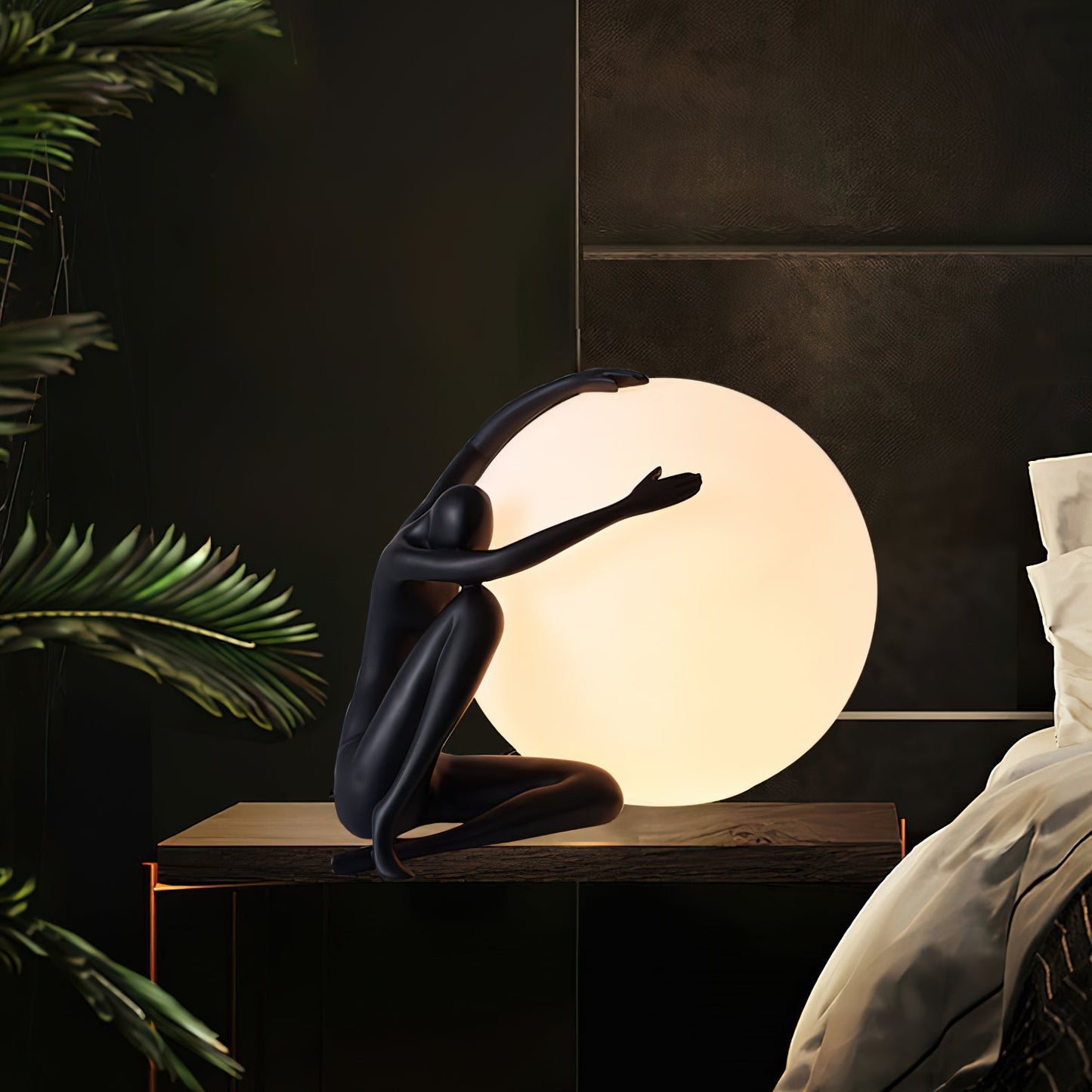 Künstlerische Tischlampe mit Skulptur – Moderne LED-Leuchte mit Figur & Kugellicht für Wohnzimmer & Schlafzimmer