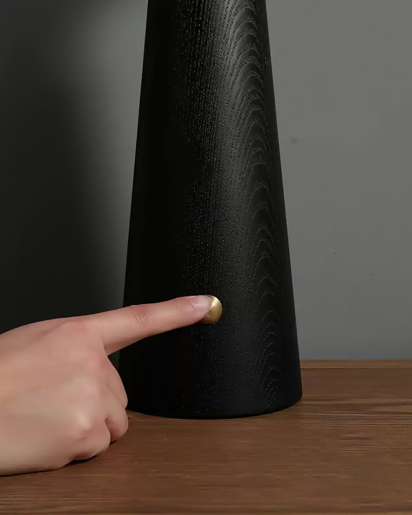 Cloudlet LED-Tischlampe – integriertes Licht in Wolkenform, 3 Farbtemperaturen, Holz-Metall-Acryl-Mix, H42 cm