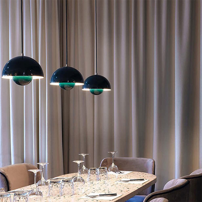 Elegant LED pendant lamp in flowerpot design – Adjustable & modern for bedrooms & living spaces