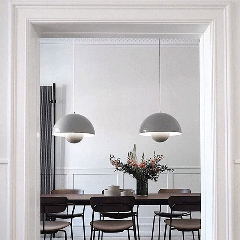 Elegant LED pendant lamp in flowerpot design – Adjustable & modern for bedrooms & living spaces