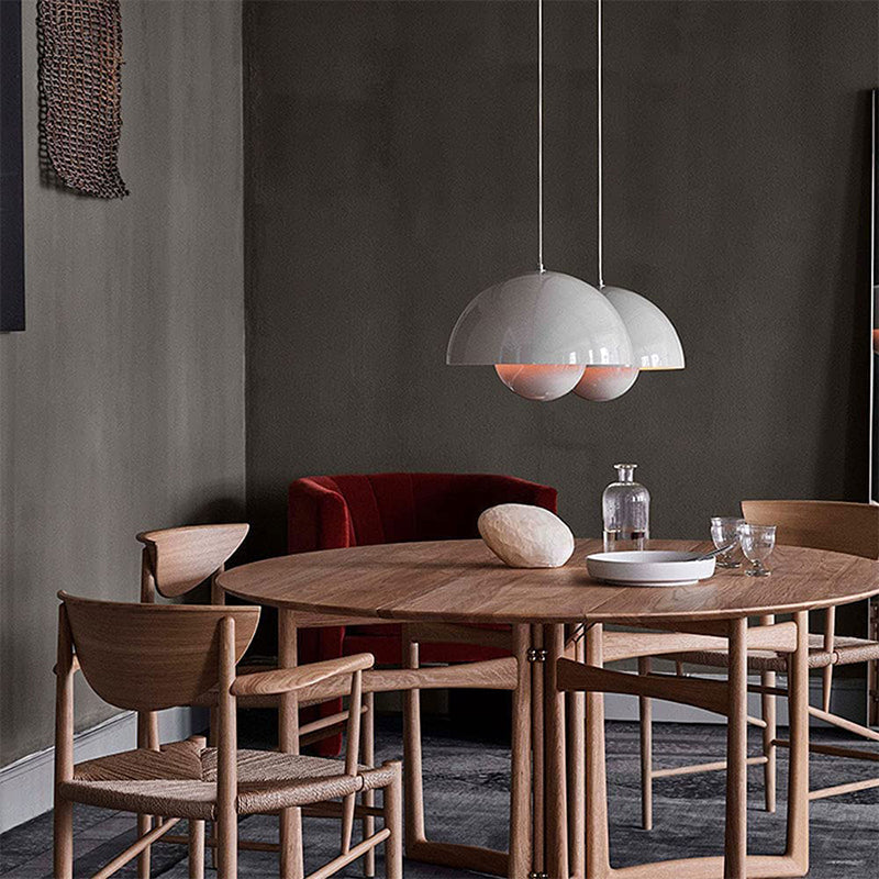 Elegant LED pendant lamp in flowerpot design – Adjustable & modern for bedrooms & living spaces