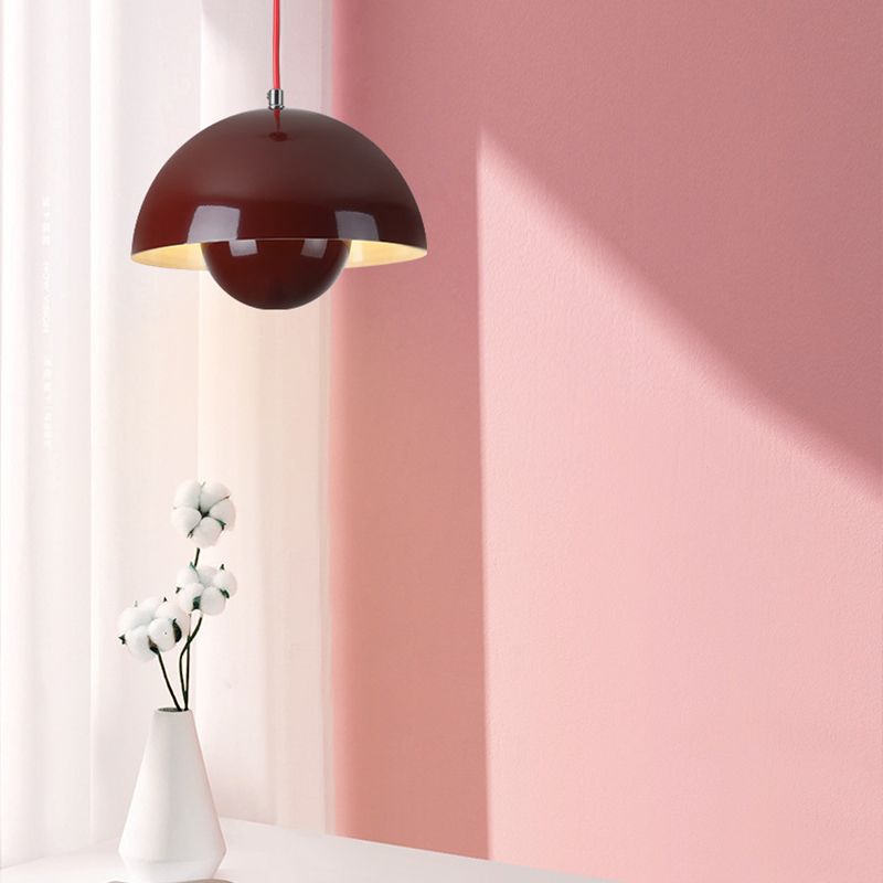 Elegant LED pendant lamp in flowerpot design – Adjustable & modern for bedrooms & living spaces