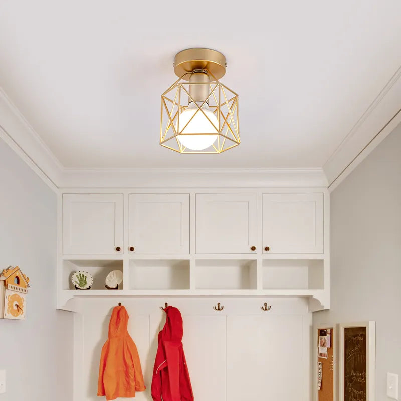 Moderne Deckenleuchte mit goldenem Metallgitter – Stilvolle Beleuchtung für Flur und Wohnzimmer