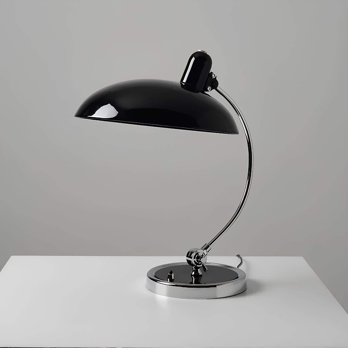 Marie Eleganz Tischlampe – Skandinavisches Design