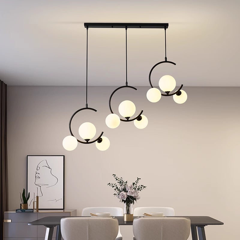 Modernes LED Pendelleuchte mit Glas-Kugeln – Design Deckenlampe im Spiral-Look für Wohnzimmer, Esszimmer & Treppenhaus – Schwarz & Weiß