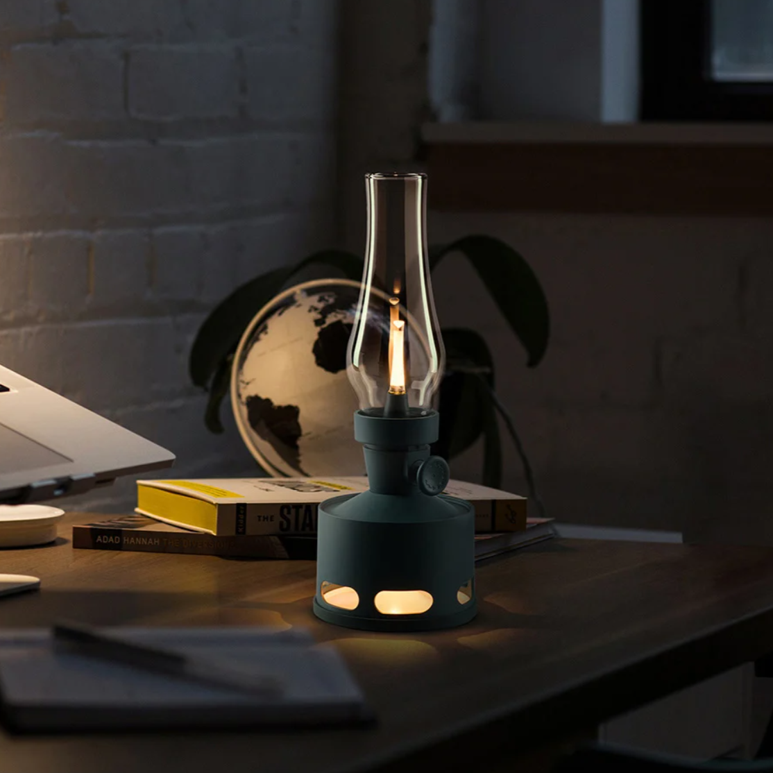 Vintage LED Lantern – Nostalgic Storm Lamp with Flame Effect & USB-C Battery, 4000mAh, Dimmable