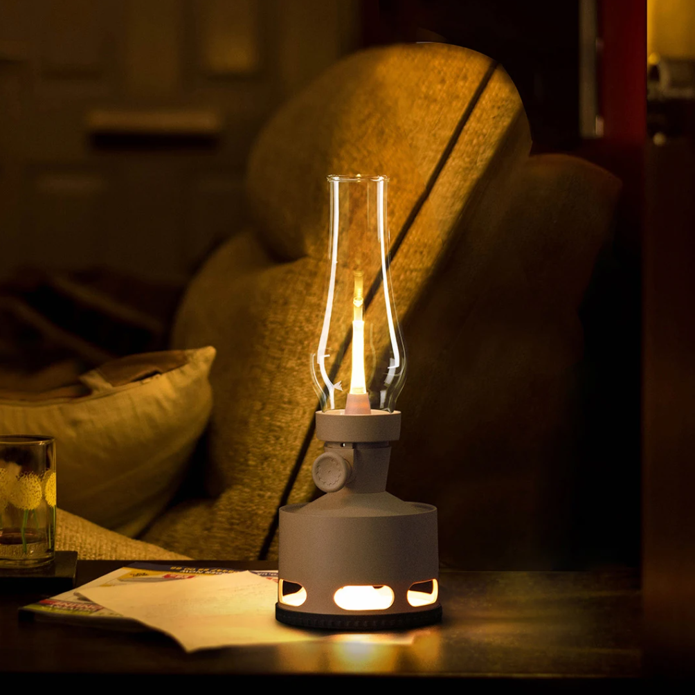 Vintage LED Lantern – Nostalgic Storm Lamp with Flame Effect & USB-C Battery, 4000mAh, Dimmable