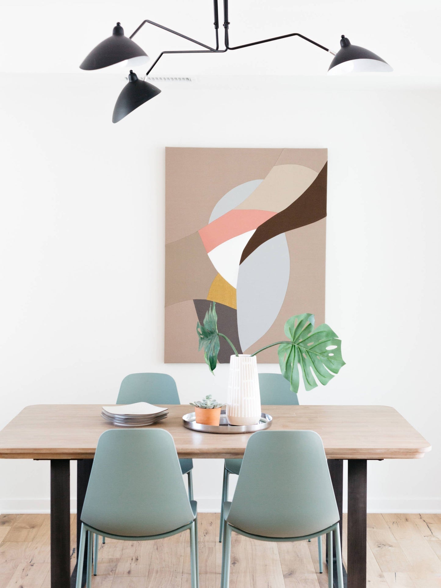Modern ceiling light in mid-century style – Adjustable multi-arm lamp for living room, dining area & office – Industrial look with design factor