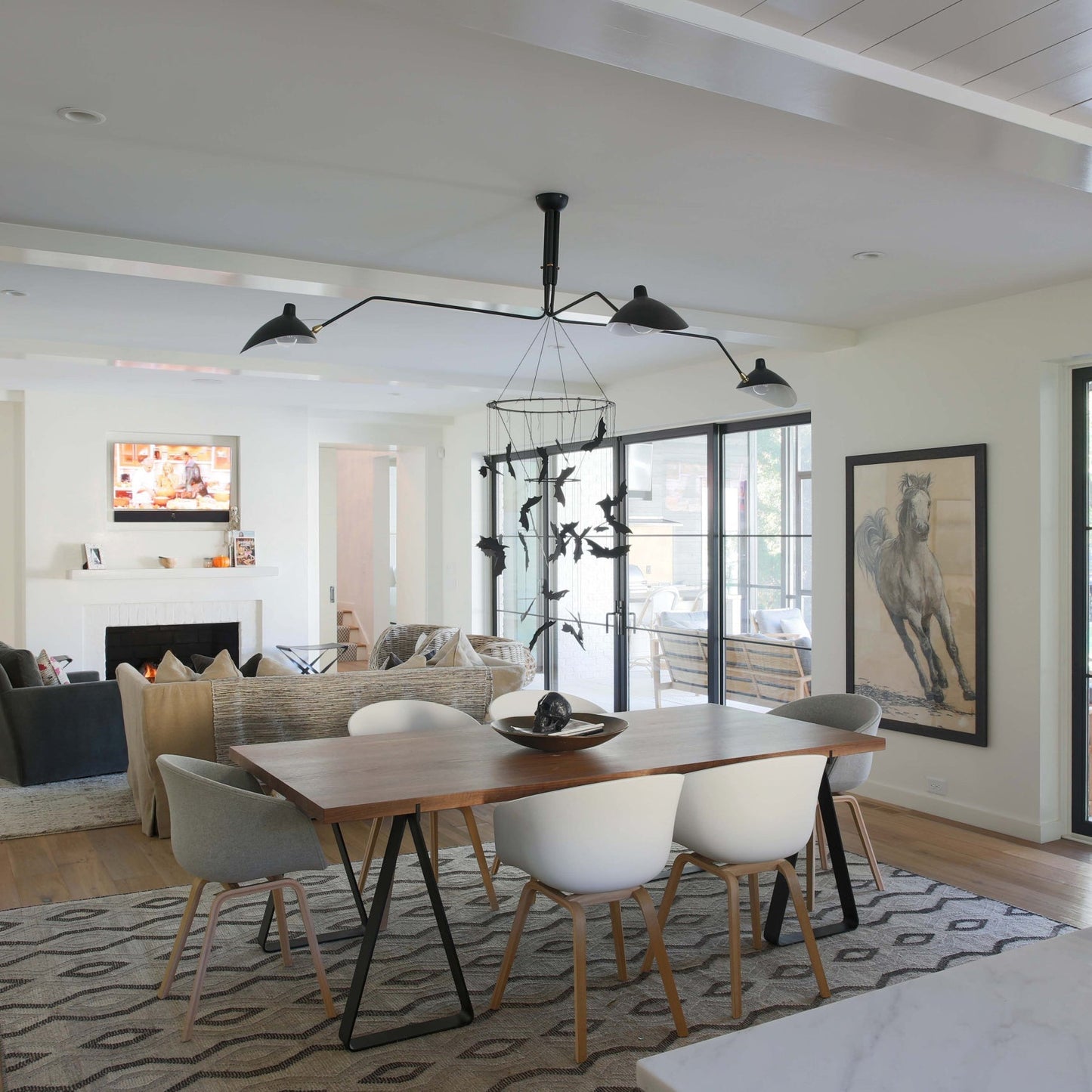 Modern ceiling light in mid-century style – Adjustable multi-arm lamp for living room, dining area & office – Industrial look with design factor
