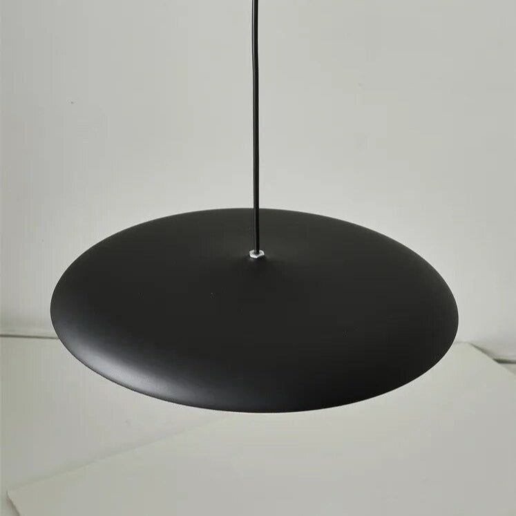 Minimalistische UFO-Hängeleuchte – Flache LED-Pendelleuchte für Esstisch, Küche oder Büro