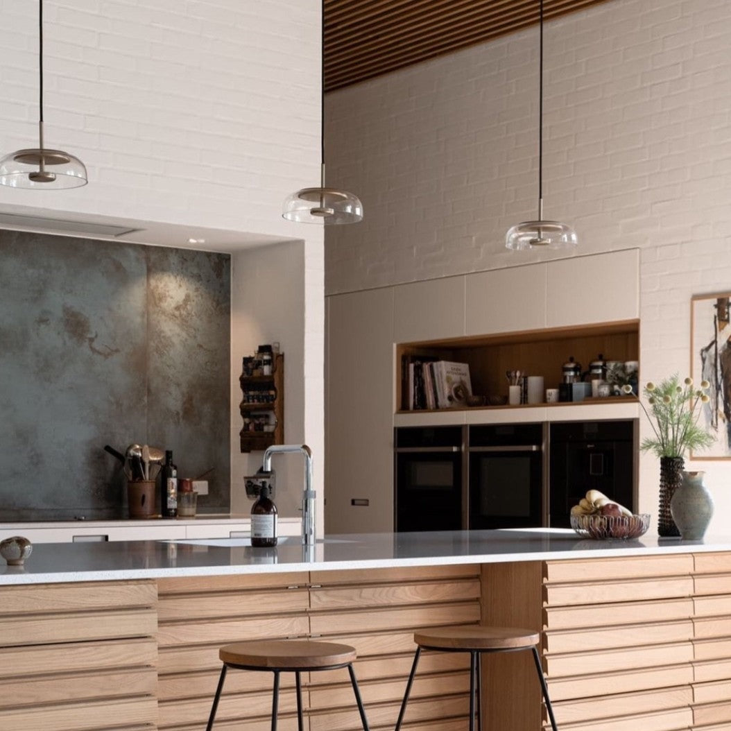 Moderne Pendelleuchten im Mix-Design – Hängelampen mit Klarglas, Rauchglas & Chrom für Esszimmer, Küche & Loft