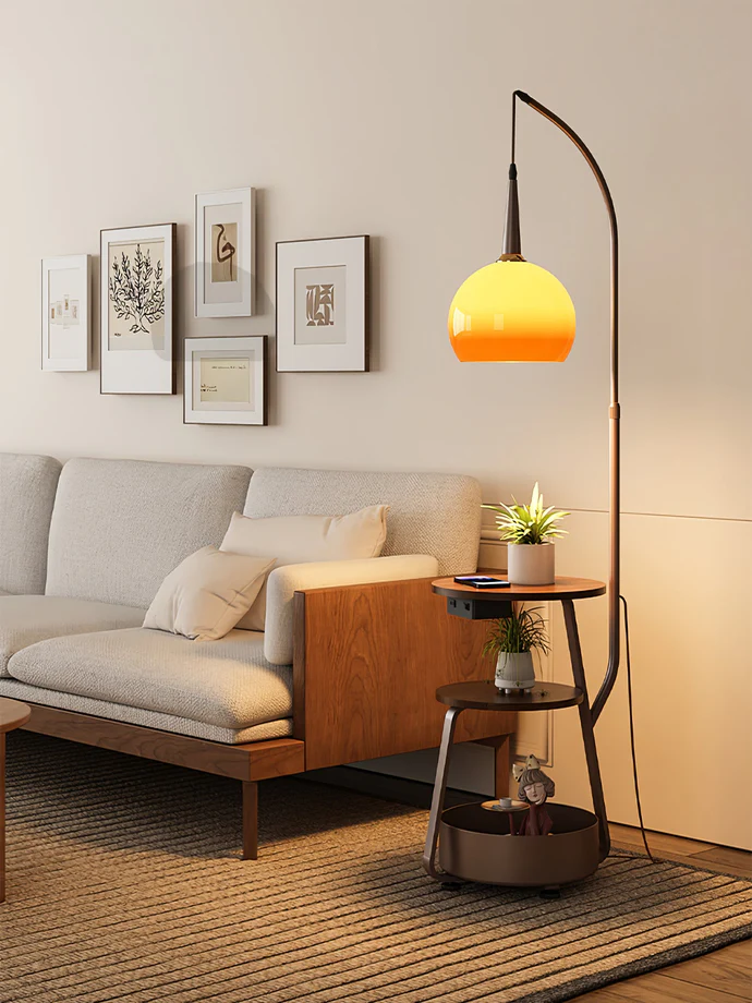 Bauhaus-inspirierter Nachttisch mit integrierter LED-Lampe – E27-Fassung, Metall-Holz-Glas-Mix, funktionales Designstück