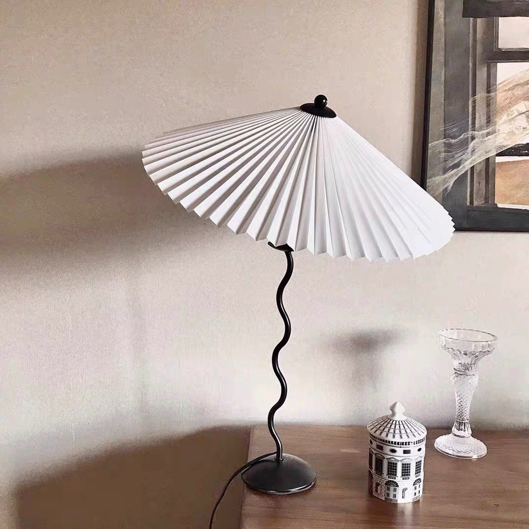 Squiggle Design Table Lamp – E14 Socket, LED Compatible, Fabric Shade & Metal, Artistic Wave Profile, Ø43 cm