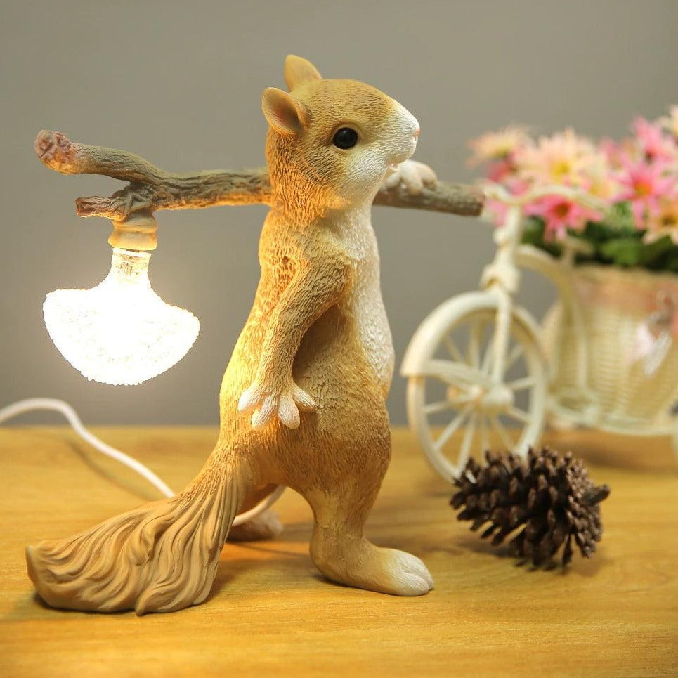 Squirrel table lamp – quirky design with G9 socket, LED compatible, resin & glass, Ø25 cm