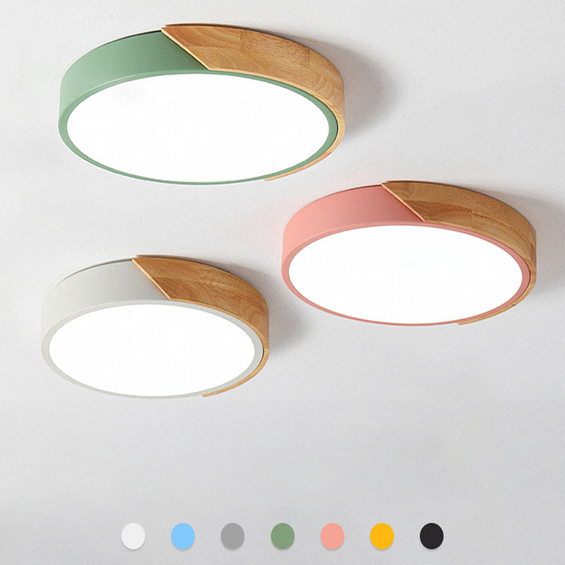 Minimalist round LED ceiling light with wood decor – modern design, dimmable