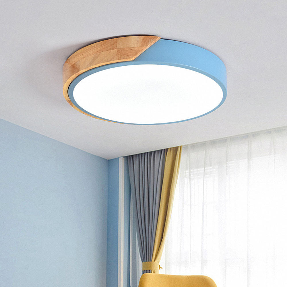 Minimalist round LED ceiling light with wood decor – modern design, dimmable