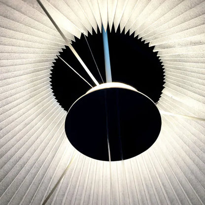 Höhenverstellbare Deckenlampe mit Falten-Design – Stilvolle Pendelleuchte für Wohn- und Essbereiche