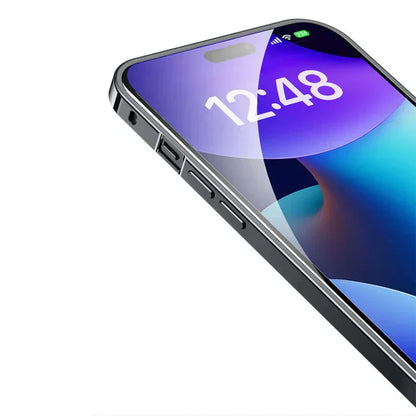 MagSafe-kompatible iPhone-Hülle mit Stoß- & Kratzschutz – Transparenter TPU‑Rand & Hartglasrücken