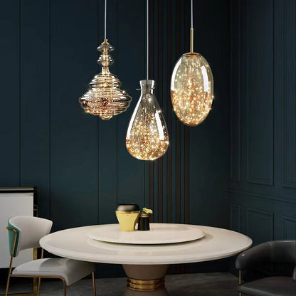 Luxuriöse Glas-Pendelleuchte mit LED-Lichterketten – Designer Hängelampe für Esszimmer, Wohnzimmer & Hotels – Vintage Modern Glamour