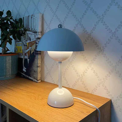 Moderne skandinavische Designer Tischlampe – Luxuriöses Design für Wohnzimmer