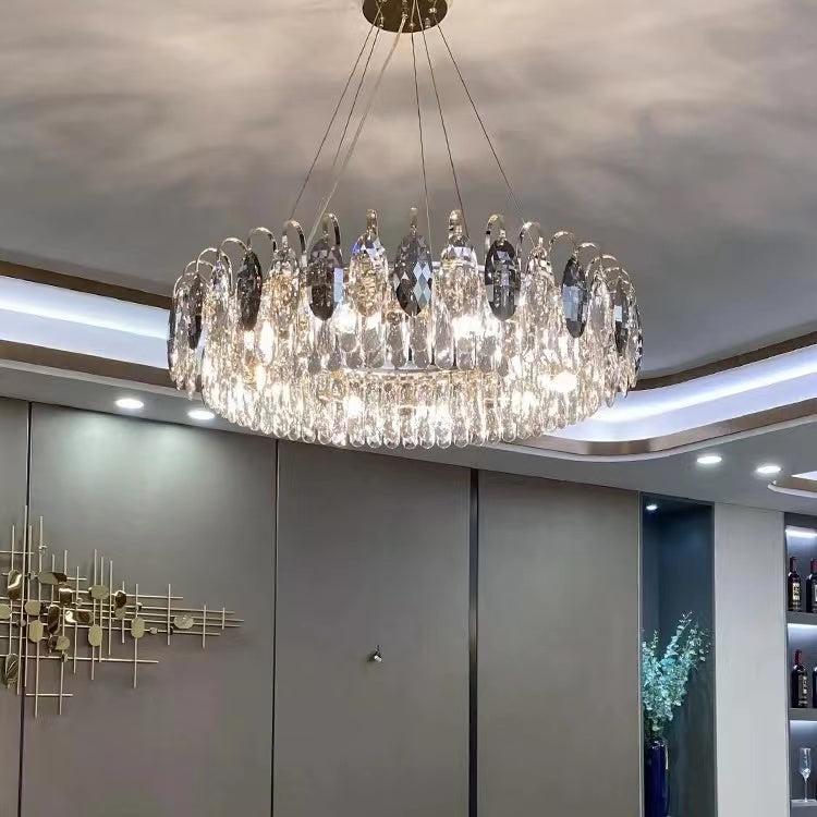 Eleganter Kristall Kronleuchter für Wohnzimmer & Esszimmer – Luxus Deckenlampe mit Tropfen-Kristallen & Goldrahmen – Modern Glamour Design