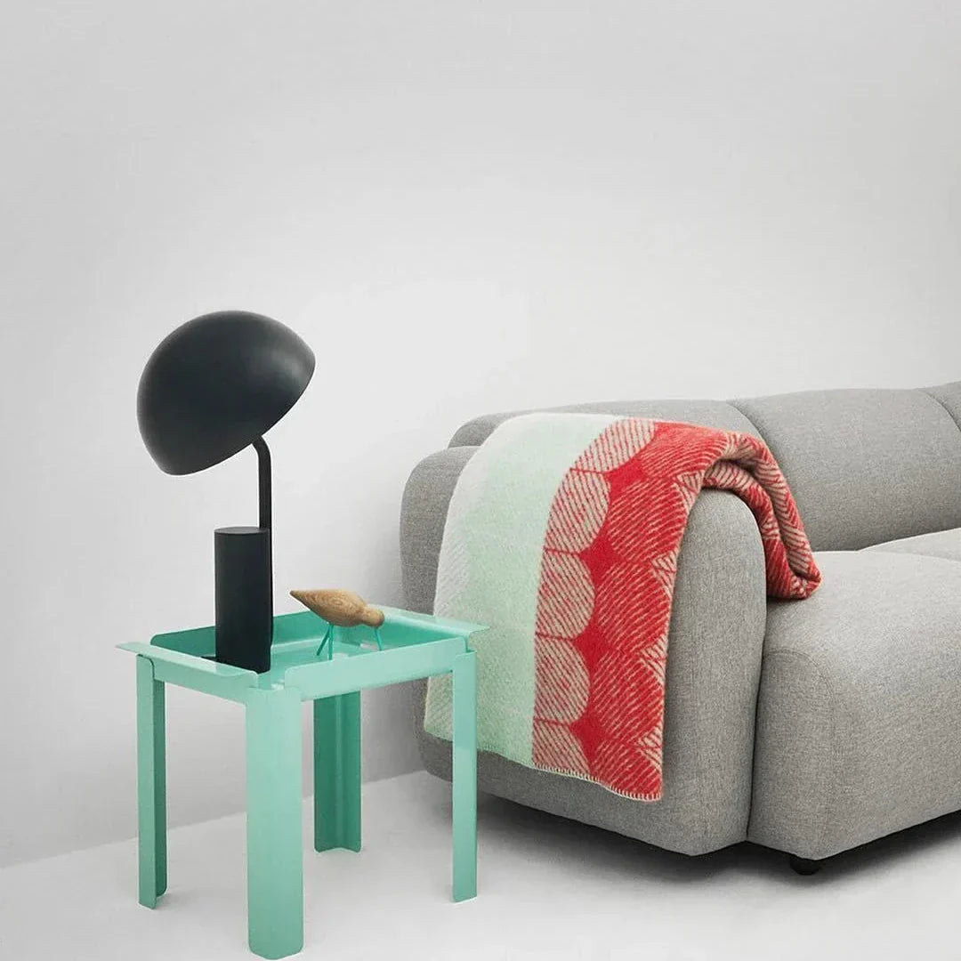 Moderne Tischlampe mit verstellbarem Schirm – E27-Fassung, Metall, geometrisches Design, LED-kompatibel