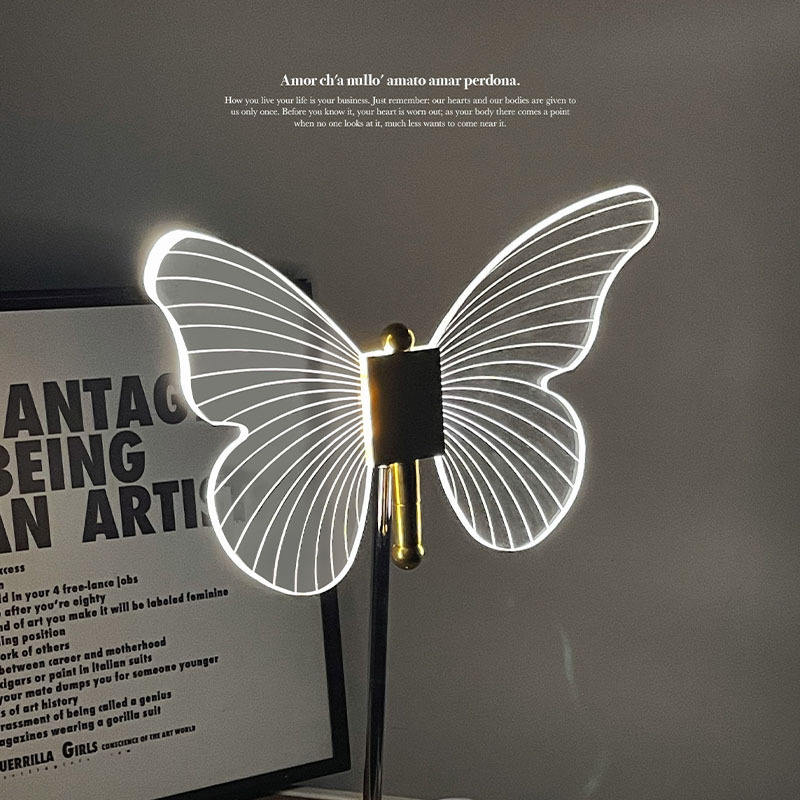 Butterfly Crystal Tischlampe – LED-Dekoleuchte mit Schmetterlingsdesign, Acryl & Metall, warmweißes Licht