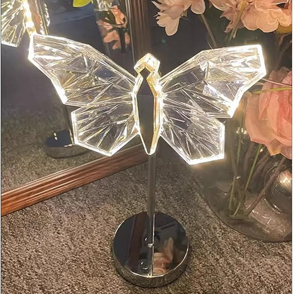 Butterfly Crystal Tischlampe – LED-Dekoleuchte mit Schmetterlingsdesign, Acryl & Metall, warmweißes Licht