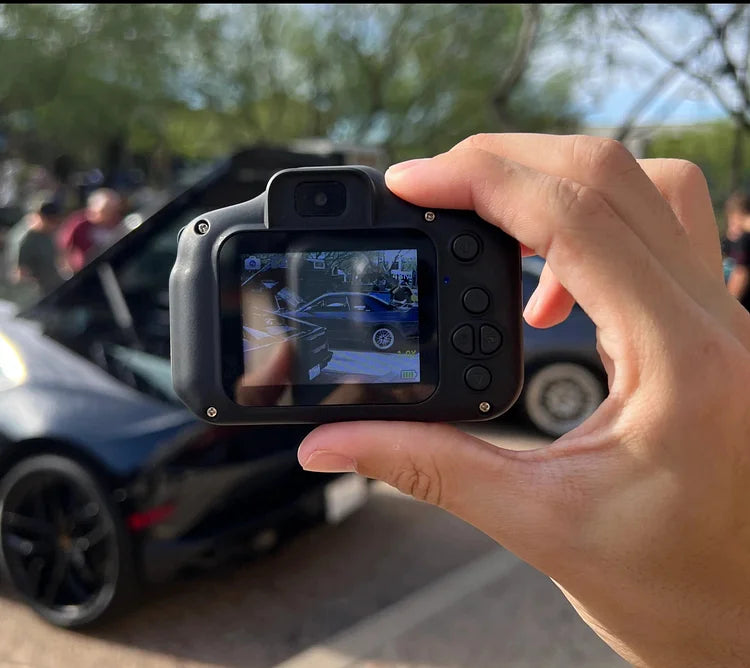 Retro Digitalkamera mit Vintage‑Filter & kabelloser Dateiübertragung – 32 GB Speicher, wiederaufladbar