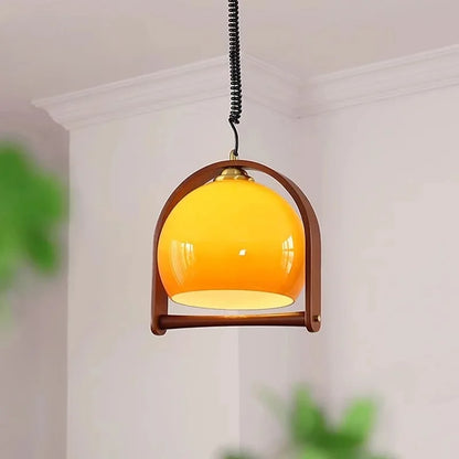 Retro Pendelleuchte im Mid-Century Stil – Holzrahmen & Bernsteinfarbener Glaslampenschirm für Esszimmer, Küche & Wohnzimmer