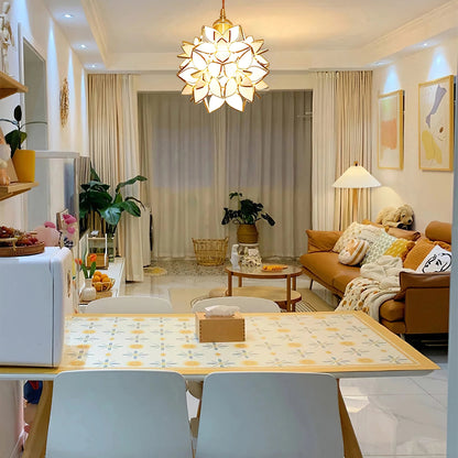 Künstlerische Pendelleuchte in Blütenform – Dekorative Hängelampe für Wohnzimmer, Schlafzimmer & Lounge-Bereich