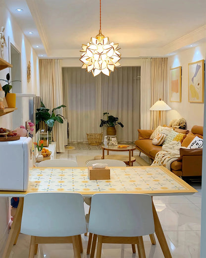 Künstlerische Pendelleuchte in Blütenform – Dekorative Hängelampe für Wohnzimmer, Schlafzimmer & Lounge-Bereich