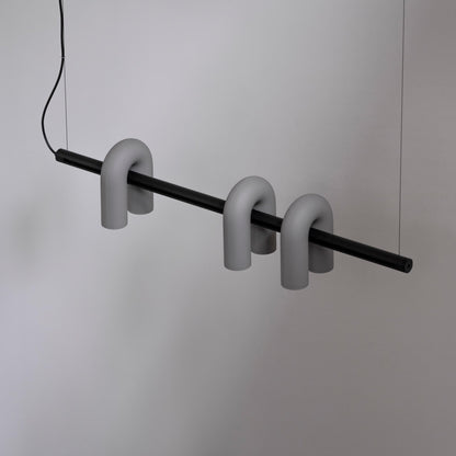 Moderne Designer-Hängelampe mit skulpturalem Rohr-Design – Eyecatcher für Wohnzimmer, Loft & Essbereich – Kreative Deckenleuchte mit Industrial-Touch