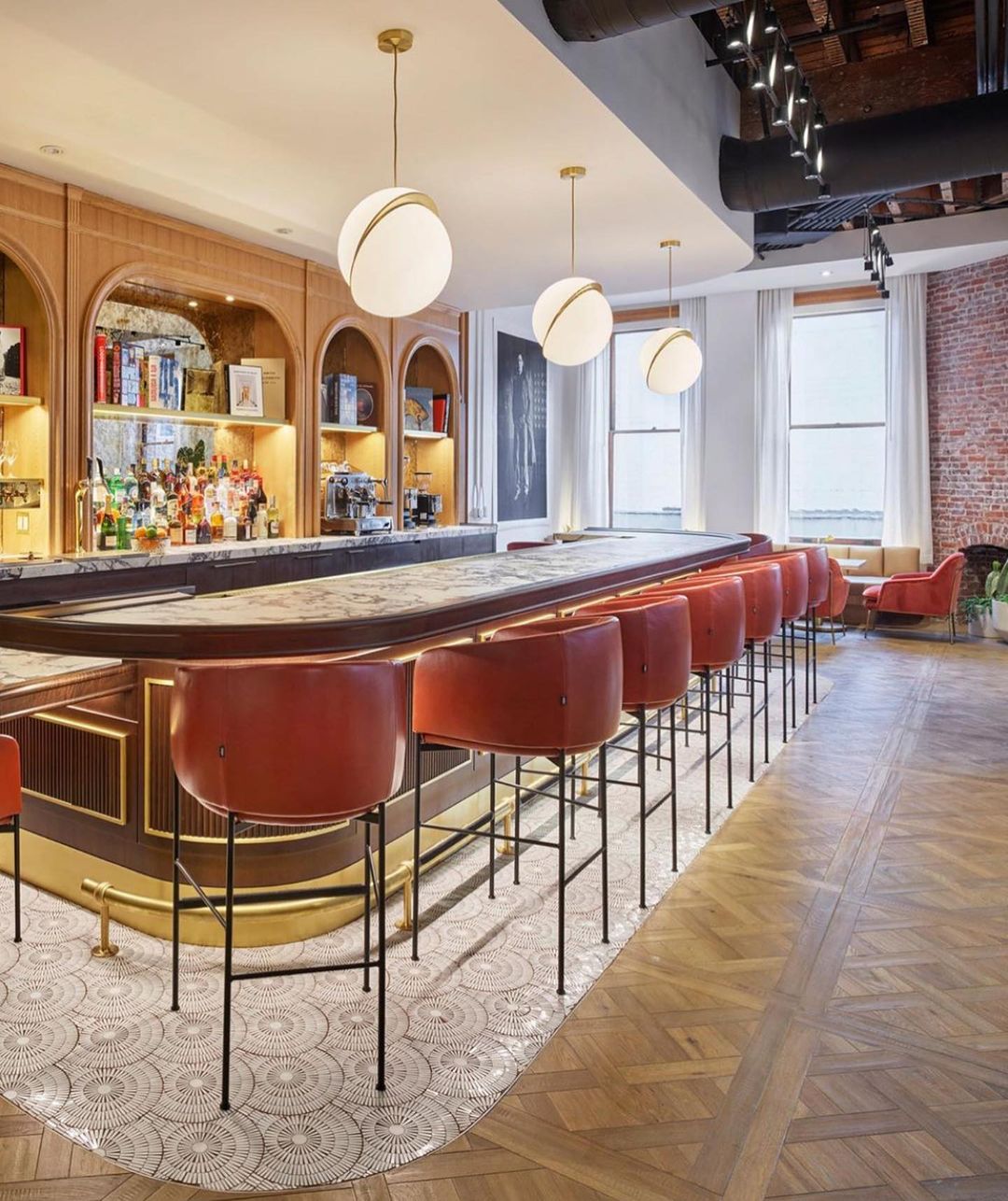 Moderne Pendelleuchte Kugel Design – Luxuriöse Hängelampe mit Messing Akzent für Wohnzimmer & Treppenhaus