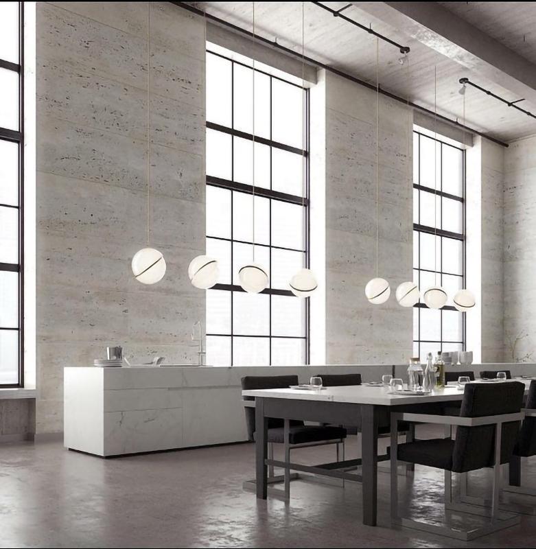 Moderne Pendelleuchte Kugel Design – Luxuriöse Hängelampe mit Messing Akzent für Wohnzimmer & Treppenhaus