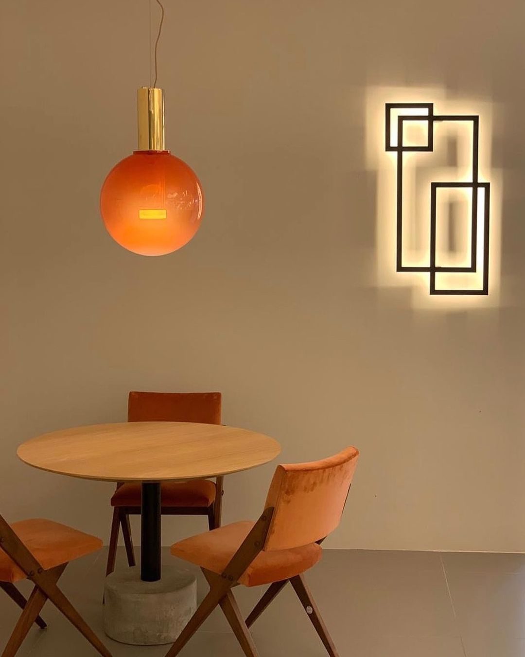 Moderne Pendelleuchte aus Glas & Messing – Design-Hängelampe für Esstisch & Wohnzimmer