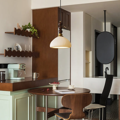 Retro Pendelleuchte mit Holz- & Glaselementen – Vintage Hängelampe für Esszimmer, Küche & Wohnzimmer – Feine Musterung & warme Lichtatmosphäre