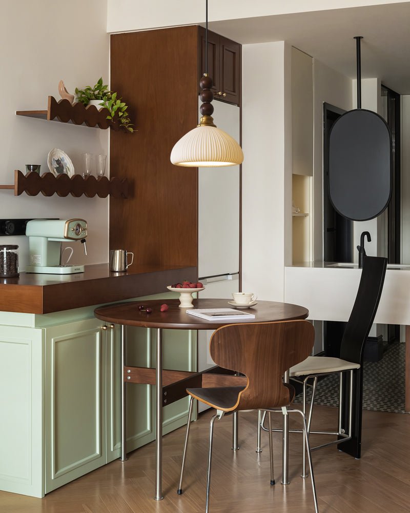 Retro Pendelleuchte mit Holz- & Glaselementen – Vintage Hängelampe für Esszimmer, Küche & Wohnzimmer – Feine Musterung & warme Lichtatmosphäre