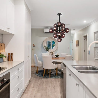 Moderne Kugel-Pendelleuchte im Cluster-Design – Designer-Kronleuchter für Esszimmer, Wohnzimmer & Loft – Skulpturale Statement-Beleuchtung