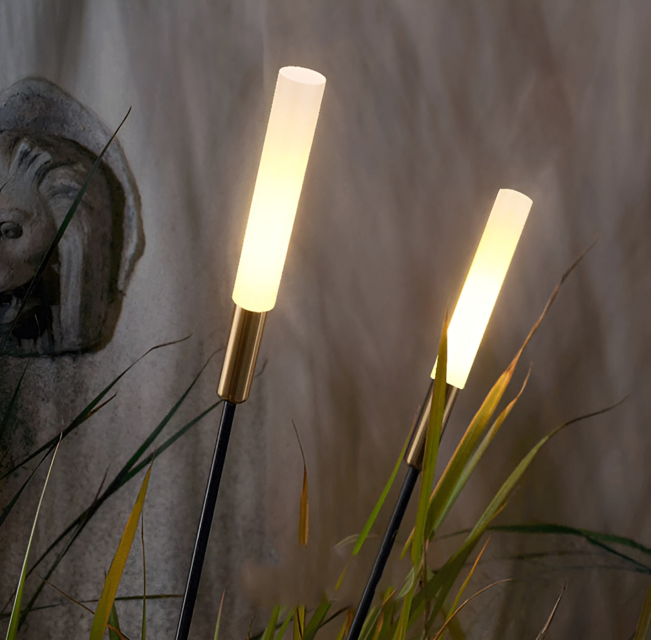 Florianne - Moderne solarbetriebene Außenlampen