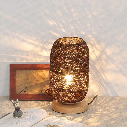 Tischlampe aus Holz mit Rope Design – Handgefertigte LED Deko Lampe für Schlafzimmer & Wohnzimmer, Naturmaterialien