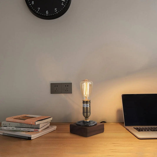 Retro Tischlampe aus Holz – Vintage LED Schreibtischleuchte im Industrial Stil, Dekorative Beleuchtung für Wohnzimmer & Büro