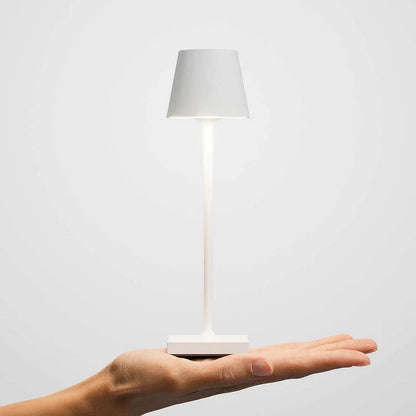 Stilvolle Tragbare LED-Taschenlampe aus Aluminium – Dimmbar, Spritzwassergeschützt, Ideal für Outdoor & Reisen