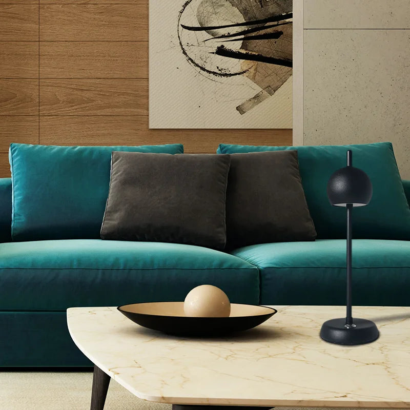 Wiederaufladbare LED Tischleuchte – Dimmbar, Kabellos, Modernes Design mit langer Akkulaufzeit