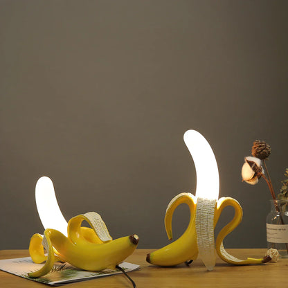 Dekorative Bananenlampe – Moderne Tischleuchte für stilvolle Inneneinrichtung