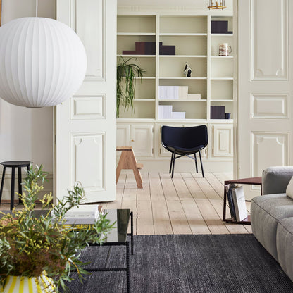 Kugelförmige Pendelleuchte mit feiner Faltenstruktur – Minimalistische Hängelampe für Schlafzimmer, Wohnzimmer & Flur