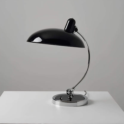 Marie Eleganz Tischlampe – Skandinavisches Design