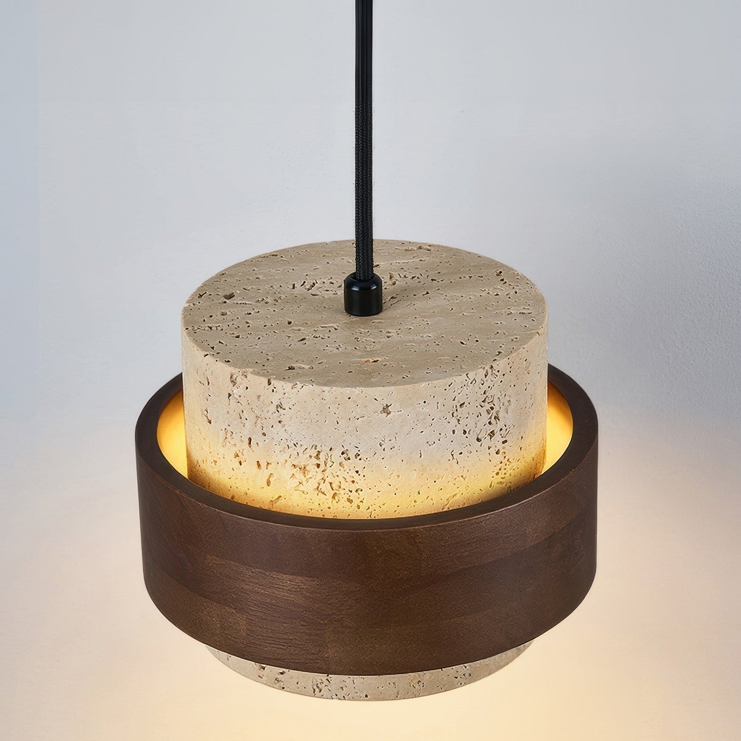 Industrielle Pendelleuchte aus Stein & Holz – Nachttischlampe im minimalistischen Design für Schlafzimmer & Leseecke